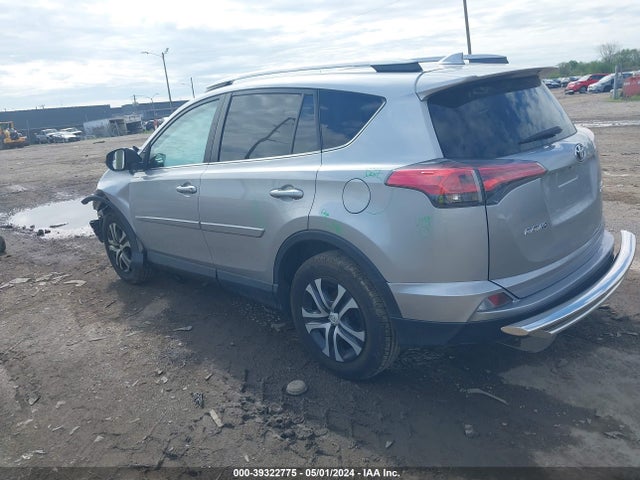 Toyota RAV4 LE 2017 2T3BFREV3HW608649 Image 3