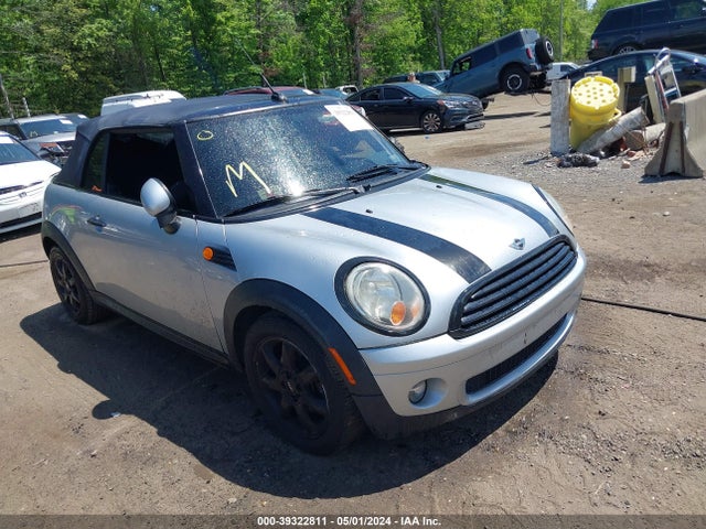 2010 MINI COOPER WMWMR3C56ATU98332 Photo 0
