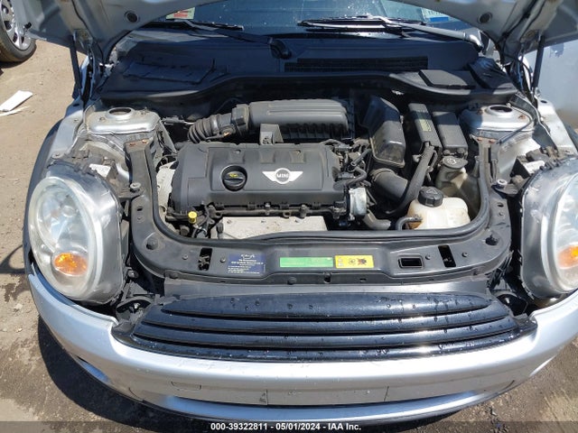 2010 MINI COOPER WMWMR3C56ATU98332 Photo 9