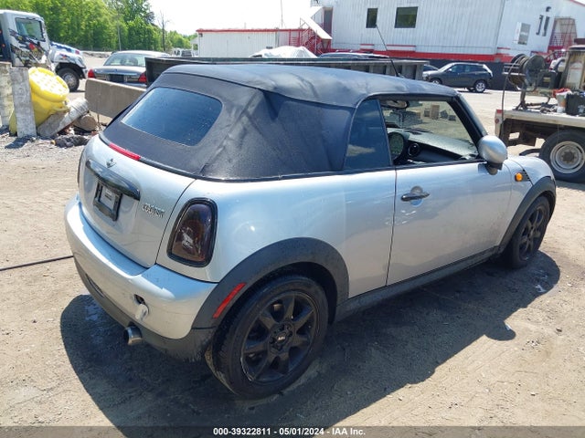 2010 MINI COOPER WMWMR3C56ATU98332 Photo 3