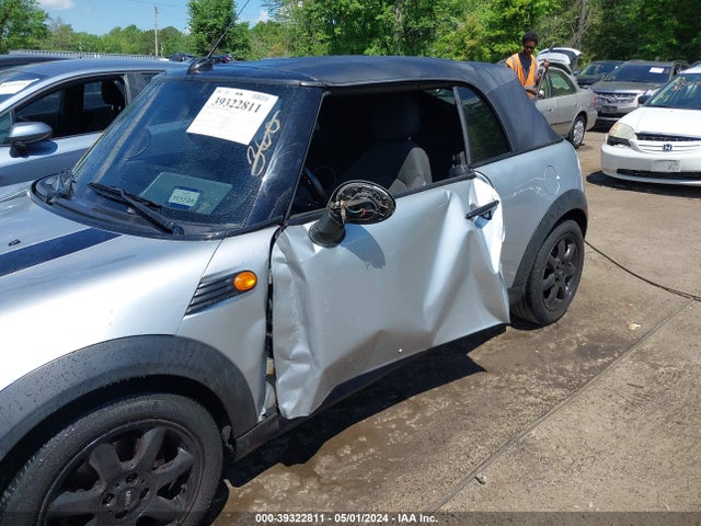 2010 MINI COOPER WMWMR3C56ATU98332 Photo 5