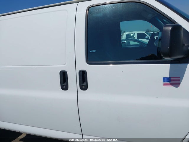 Chevrolet Express 2500 Work Van 2014 1GCWGFCA9E1206478 Image 13