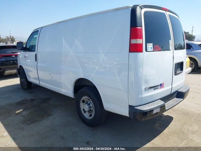 Chevrolet Express 2500 Work Van 2014 1GCWGFCA9E1206478 Image 3