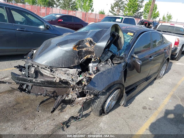 KIA Optima Lx 2015 KNAGM4A77F5637627 Image 2