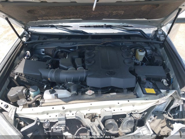 Toyota 4RUNNER SR5 2021 JTEEU5JR5M5238340 Image 10