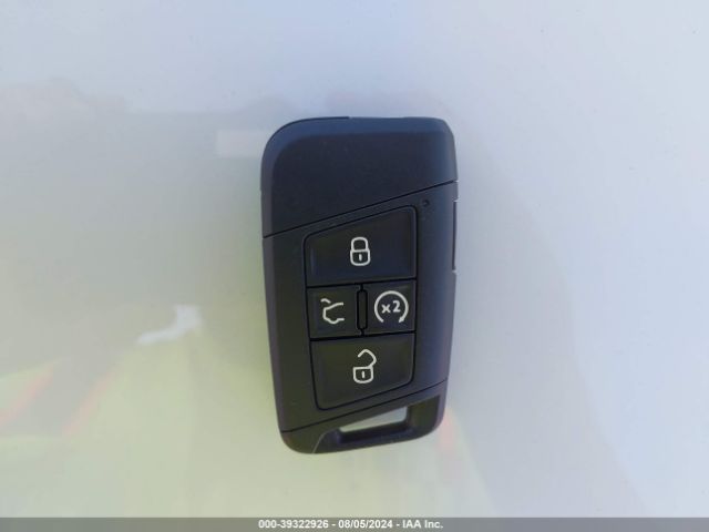 3VV8B7AX3NM084967 Volkswagen Tiguan 2.0t Se R-line Black