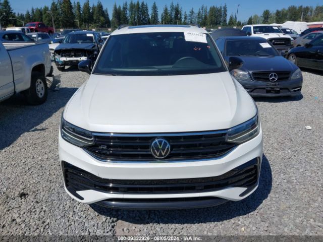 3VV8B7AX3NM084967 Volkswagen Tiguan 2.0t Se R-line Black