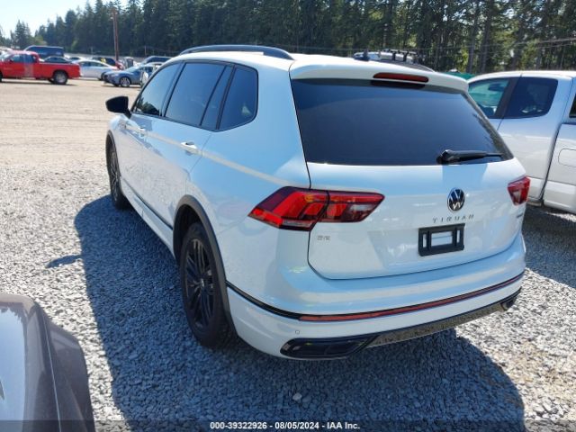 3VV8B7AX3NM084967 Volkswagen Tiguan 2.0t Se R-line Black