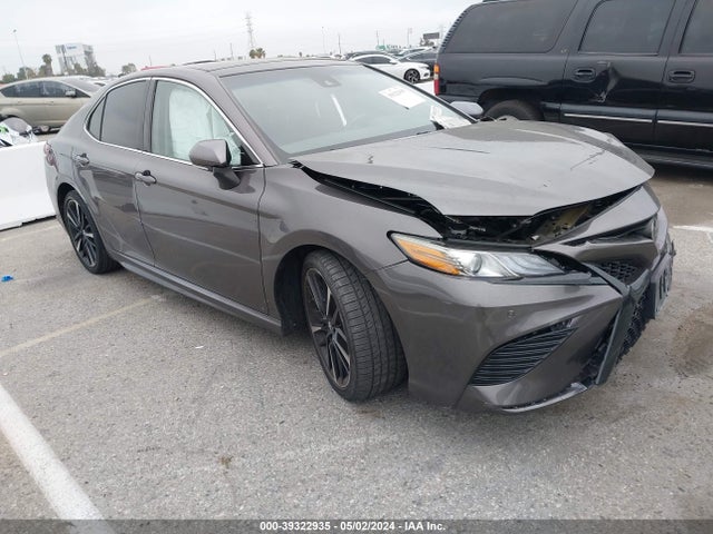 Toyota CAMRY XSE 2018 4T1B61HK1JU067313 главное изображение