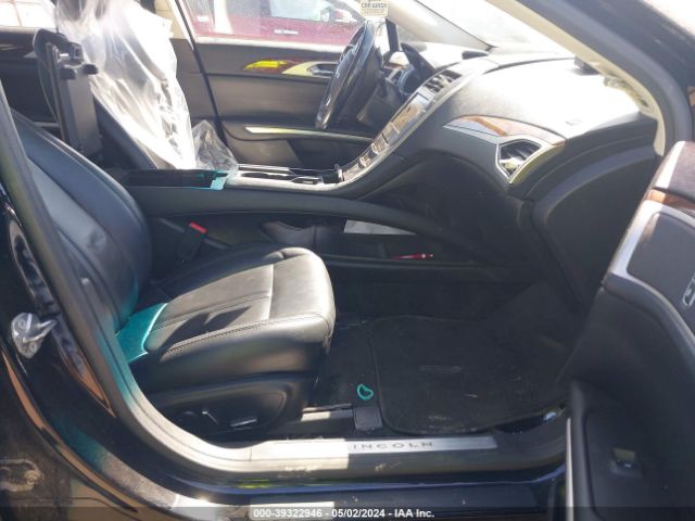 3LN6L2J98GR608476 Lincoln MKZ