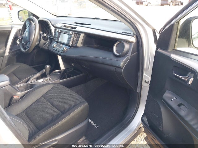 Toyota Rav4 Xle 2015 JTMRFREV3FD152502 Image 5