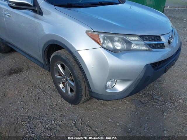 Toyota Rav4 Xle 2015 JTMRFREV3FD152502 Image 6