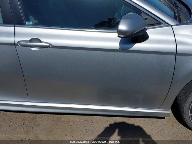 Toyota CAMRY SE 2018 4T1B11HKXJU599562 Image 18