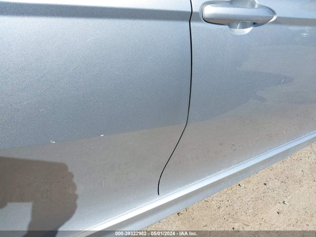 Toyota CAMRY SE 2018 4T1B11HKXJU599562 Image 19
