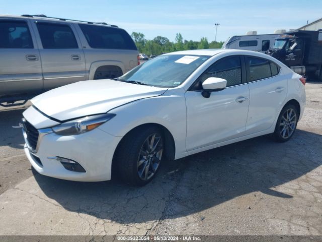 3MZBN1W35JM187586 Mazda Mazda3 Grand Touring