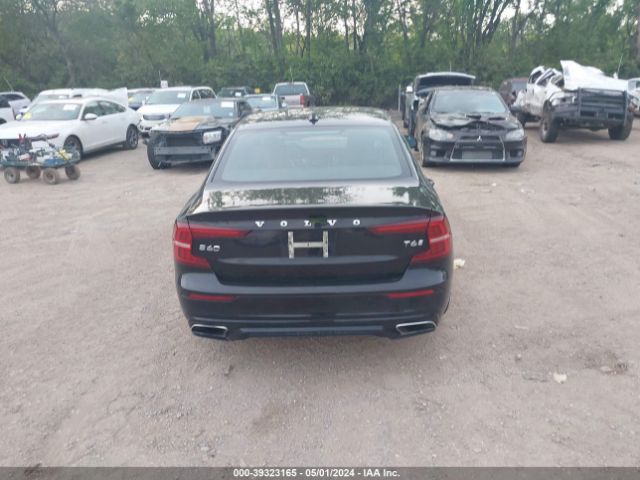 7JRA22TMXKG004593 Volvo S60 T6 R-design
