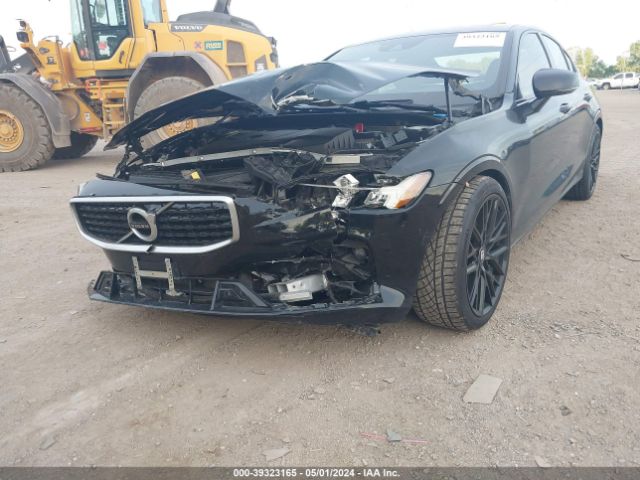 7JRA22TMXKG004593 Volvo S60 T6 R-design