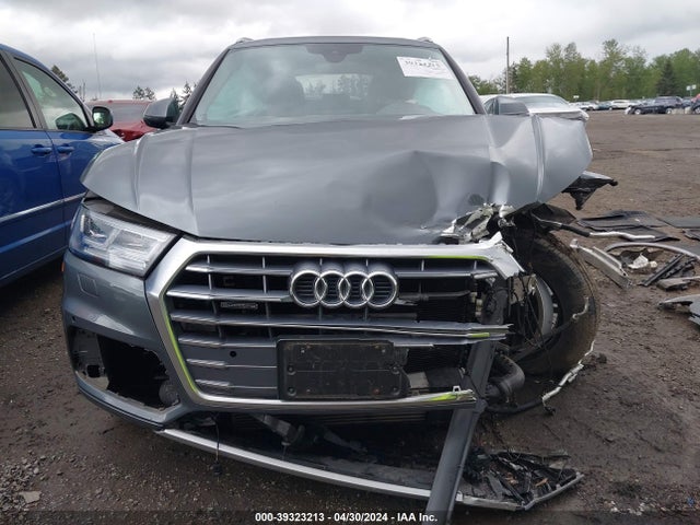 WA1BNAFY3J2215689 Audi Q5 2.0t Premium/2.0t Tech Premium