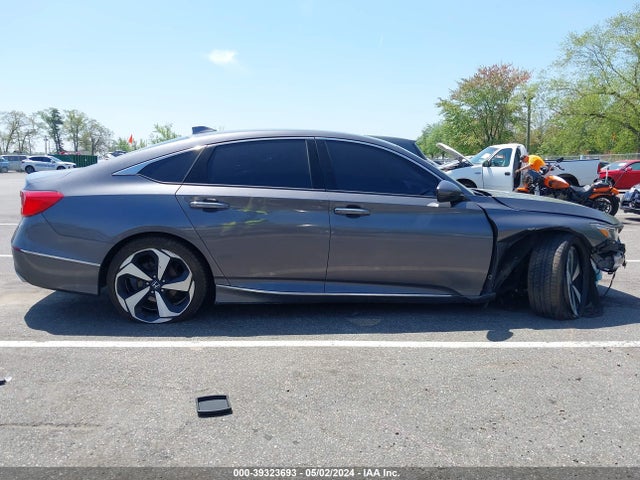 Honda Accord Touring 2018 1HGCV1F91JA011984 Image 13