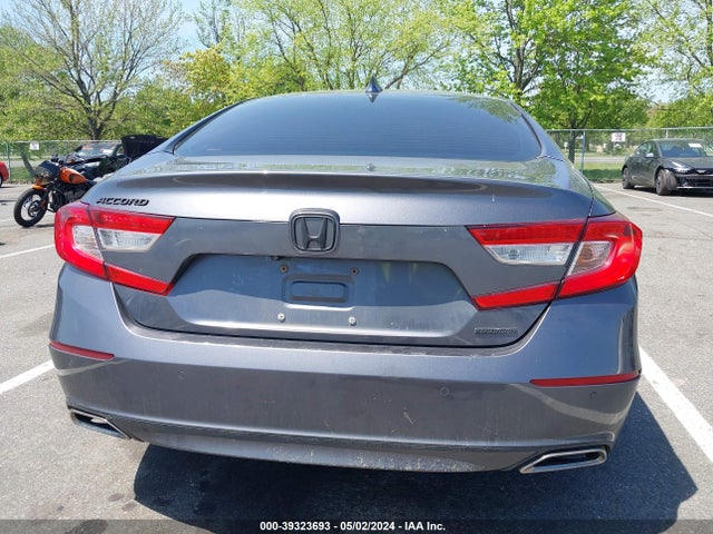 Honda Accord Touring 2018 1HGCV1F91JA011984 Image 16