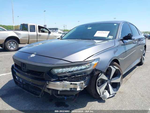 Honda Accord Touring 2018 1HGCV1F91JA011984 Image 17