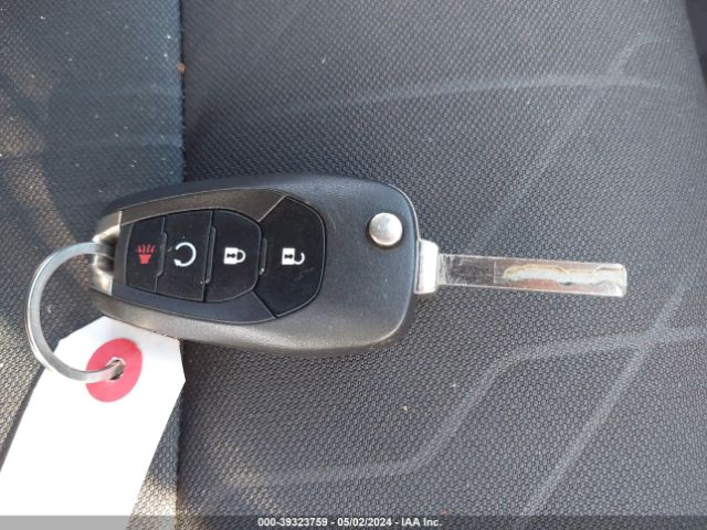 3GNCJLSB6KL249684 Chevrolet Trax Lt