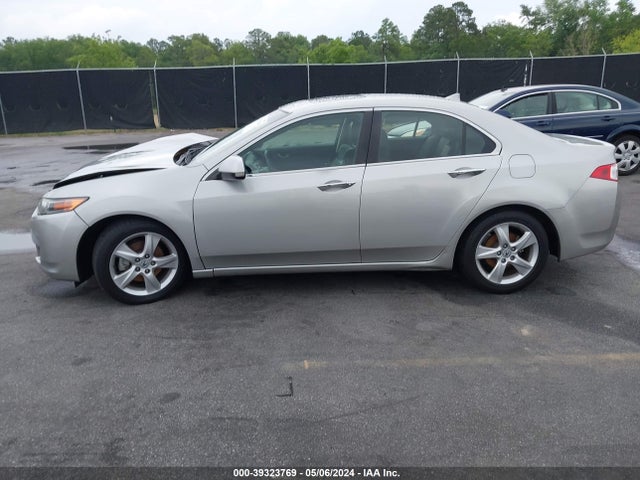 39323769 :رقم المزاد ، JH4CU2F60AC025911 vin ، 2010 Acura Tsx 2.4 مزاد بيع