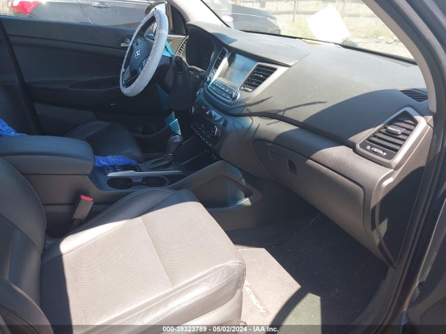 Hyundai Tucson Limited 2017 KM8J3CA29HU500087 Image 5
