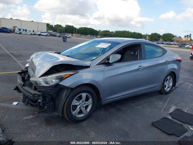 Hyundai ELANTRA SE 2015 5NPDH4AE2FH620128 Image 2