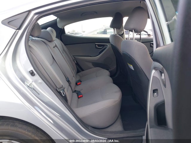Hyundai ELANTRA SE 2015 5NPDH4AE2FH620128 Image 8