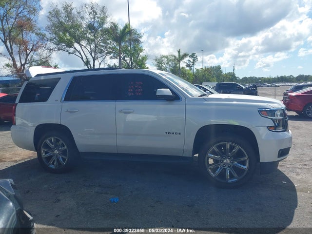 Chevrolet Tahoe Lt 2018 1GNSCBKC5JR209757 Image 13