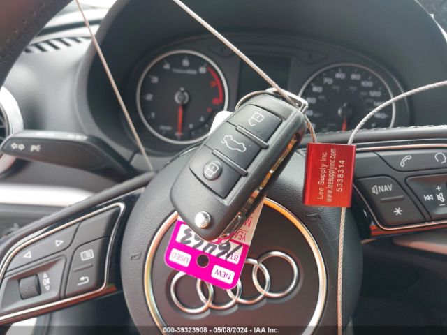 WAUAUGFF8K1010492 Audi A3 40 Premium/40 Titanium Premium