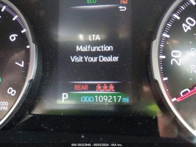 2T3A1RFV5KW049380 Toyota Rav4 Xle Premium