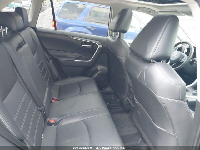 2T3A1RFV5KW049380 Toyota Rav4 Xle Premium
