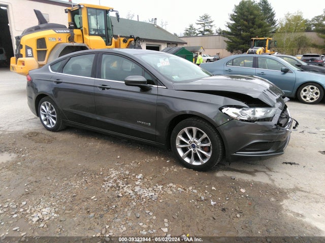 2017 3FA6P0LUXHR181176 main image