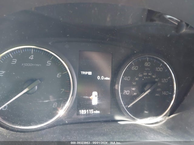 JA4AZ3A35HZ016328 Mitsubishi Outlander Se