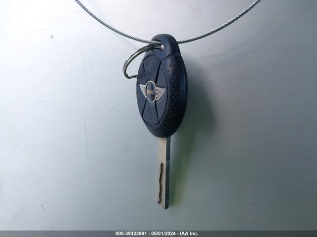 2006 MINI COOPER WMWRC33556TJ77302 Photo 10