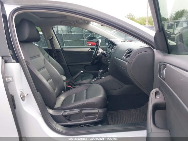 3VWDB7AJ5HM414926 Volkswagen Jetta 1.4t Se