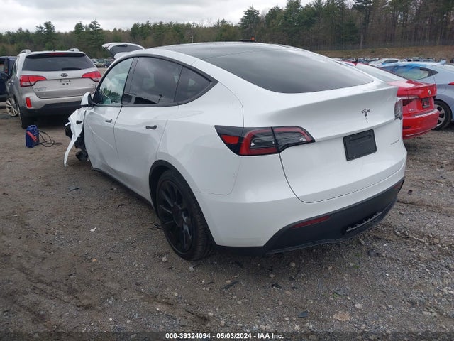 Tesla Model Y 2023 7SAYGDEE9PF826953 Image 3