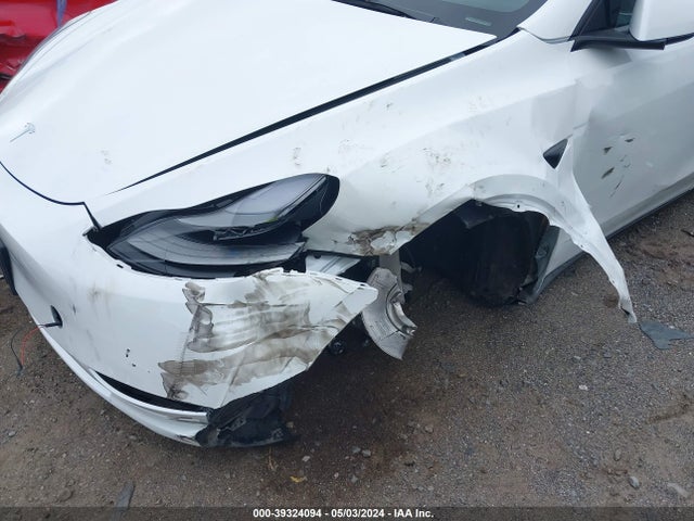 Tesla Model Y 2023 7SAYGDEE9PF826953 Image 6