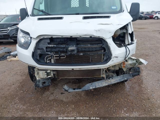 1FTYR2CM6KKB54996 Ford Transit-250