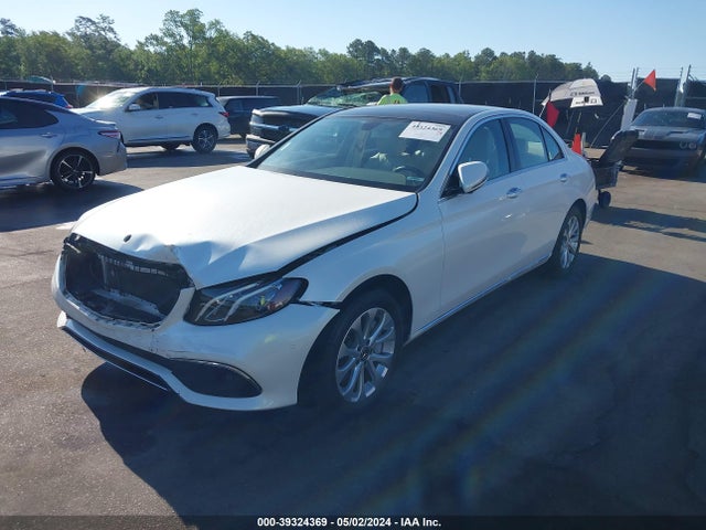 Mercedes-Benz E 300 2017 WDDZF4JB2HA065778 Image 2