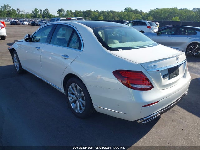 Mercedes-Benz E 300 2017 WDDZF4JB2HA065778 Image 3