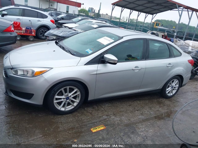 Ford FOCUS SE 2016 1FADP3F21GL363915 Image 14