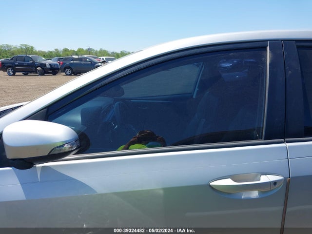 Toyota Corolla S Plus 2015 2T1BURHE4FC311611 Image 14