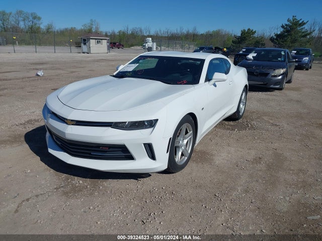 Chevrolet Camaro 1lt 2016 1G1FB1RS2G0140830 Image 2