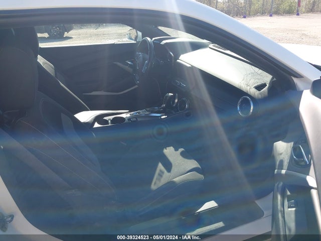 Chevrolet Camaro 1lt 2016 1G1FB1RS2G0140830 Image 5