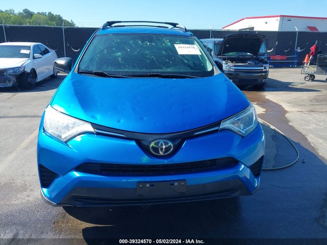Toyota RAV4 LE 2017 JTMZFREV0HJ134818 Image 12