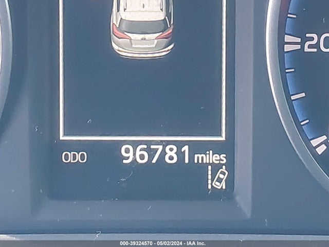 Toyota RAV4 LE 2017 JTMZFREV0HJ134818 Image 15