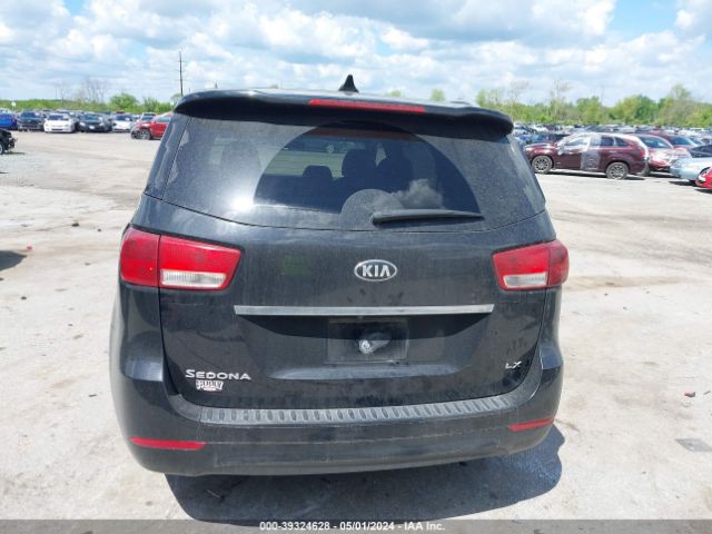 KNDMB5C17G6126313 KIA SEDONA LX